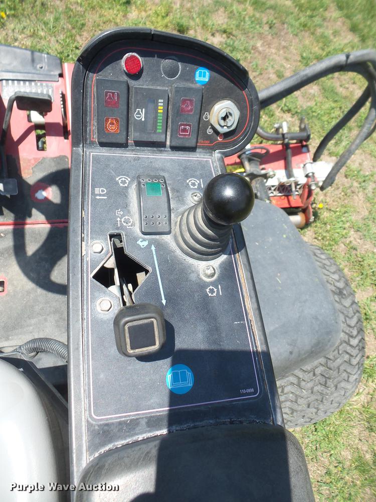 image for item DB6065 2007 Toro Reelmaster 5510 reel mower