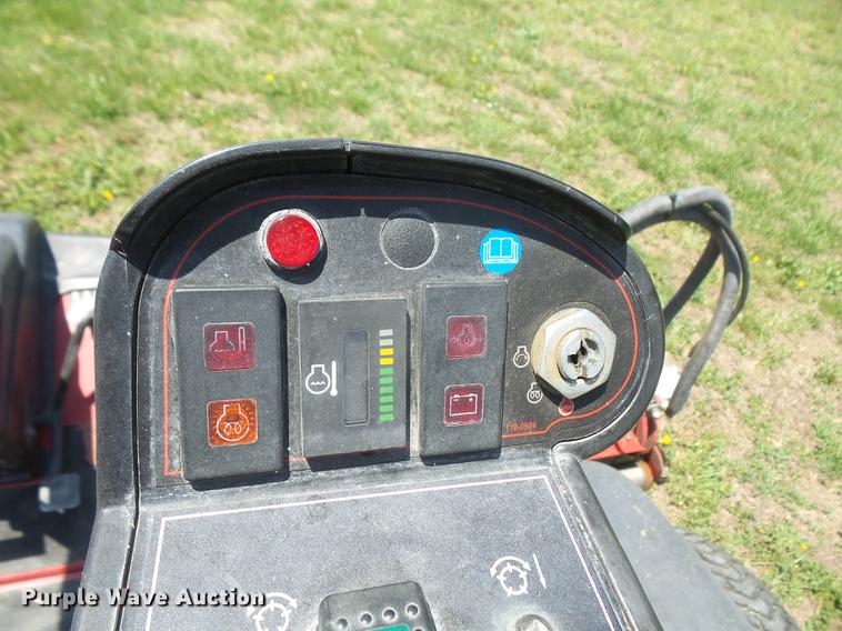 image for item DB6065 2007 Toro Reelmaster 5510 reel mower