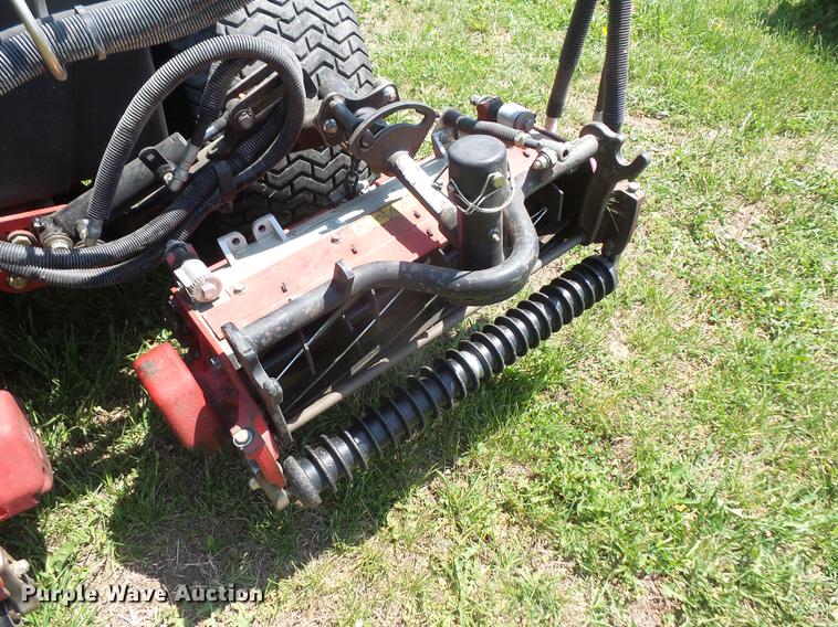 image for item DB6065 2007 Toro Reelmaster 5510 reel mower