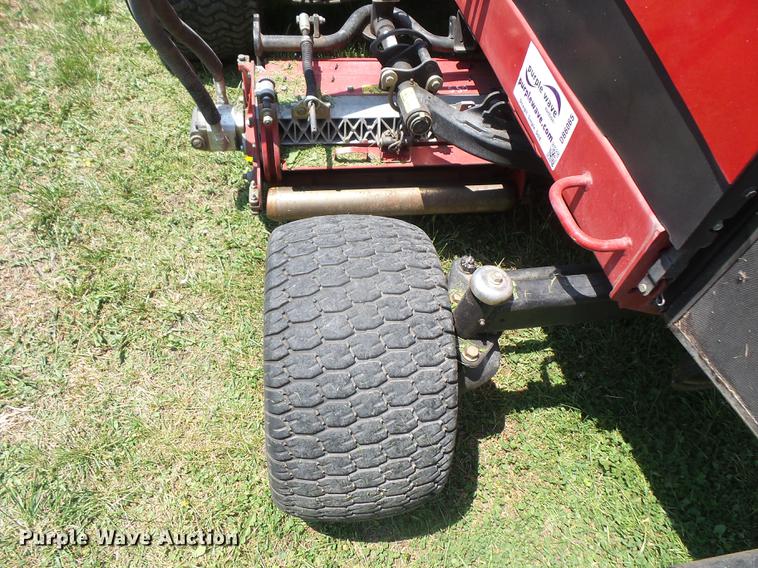 image for item DB6065 2007 Toro Reelmaster 5510 reel mower