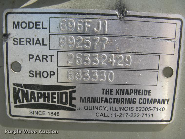 image for item DC2262 2001 Chevrolet Silverado 2500 utility bed pickup truck