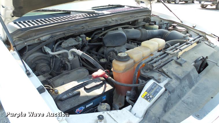 image for item DC4197 2002 Ford F350 Super Duty SuperCab pickup truck