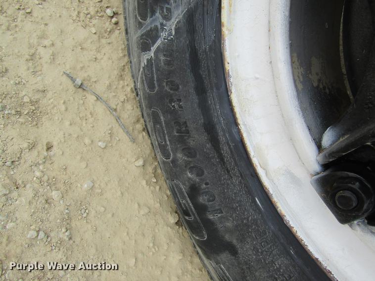 image for item DC4304 1977 International C01710B rollback truck