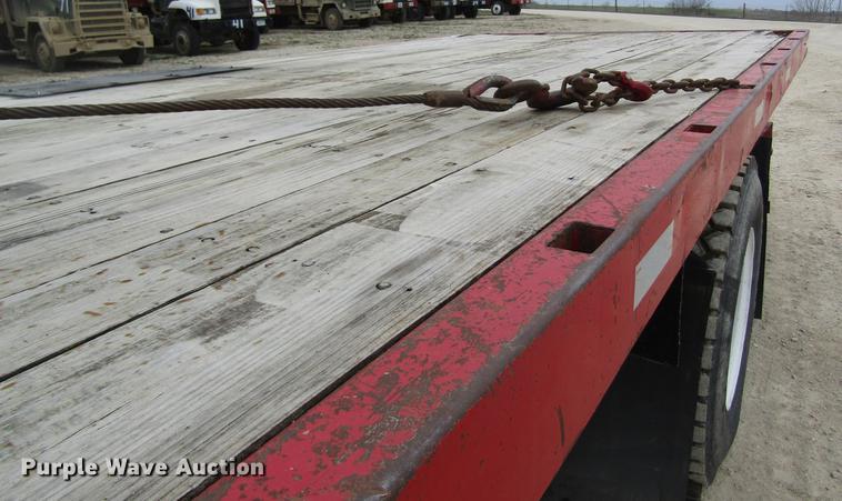 image for item DC4304 1977 International C01710B rollback truck