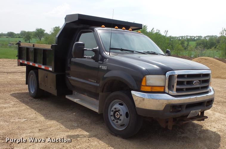 image for item DC4727 1999 Ford F550 Super Duty dump truck