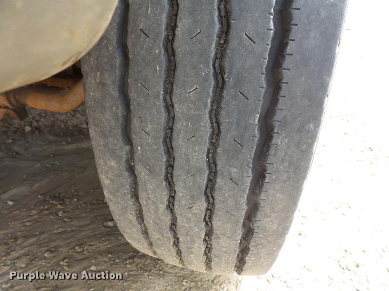 image for item DC4727 1999 Ford F550 Super Duty dump truck