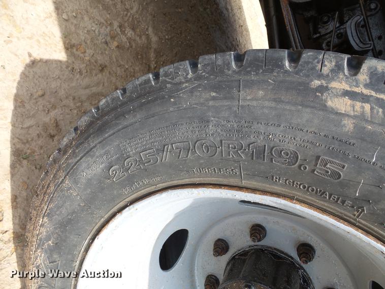 image for item DC4727 1999 Ford F550 Super Duty dump truck