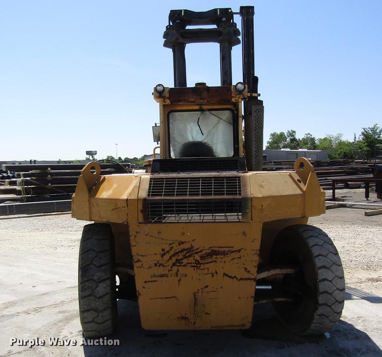 image for item DC7907 1990 Taylor TE300M forklift