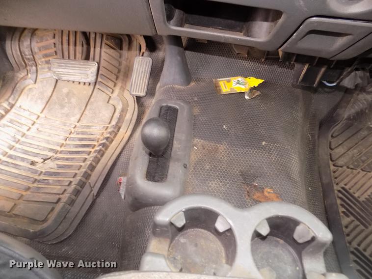 image for item DD2758 2003 Chevrolet Silverado 2500HD pickup truck