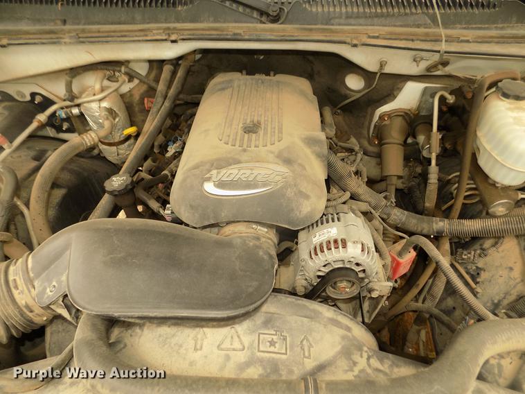 image for item DD2758 2003 Chevrolet Silverado 2500HD pickup truck