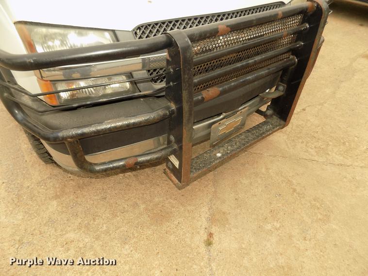 image for item DD2758 2003 Chevrolet Silverado 2500HD pickup truck