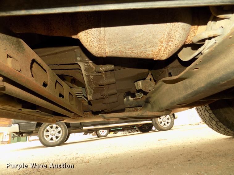 image for item DD2758 2003 Chevrolet Silverado 2500HD pickup truck