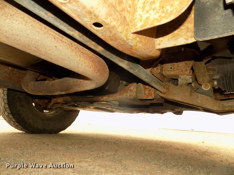 image for item DD2758 2003 Chevrolet Silverado 2500HD pickup truck