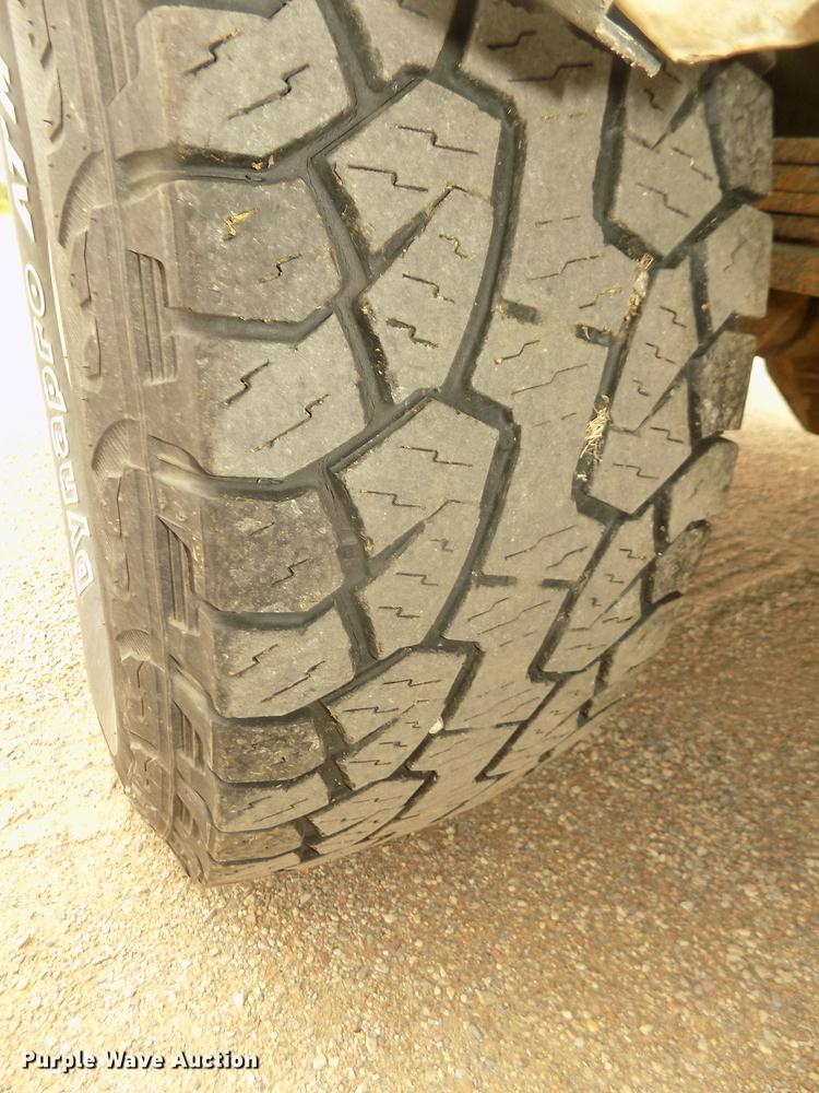 image for item DD2758 2003 Chevrolet Silverado 2500HD pickup truck