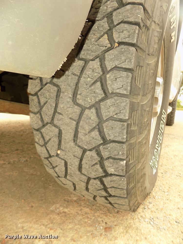 image for item DD2758 2003 Chevrolet Silverado 2500HD pickup truck