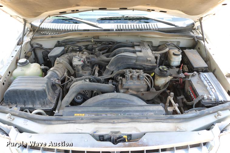 image for item DD4240 2005 Ford Explorer XLT SUV