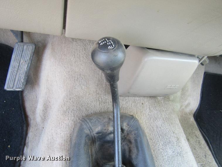 image for item DD5673 1995 Dodge Ram 1500 pickup truck