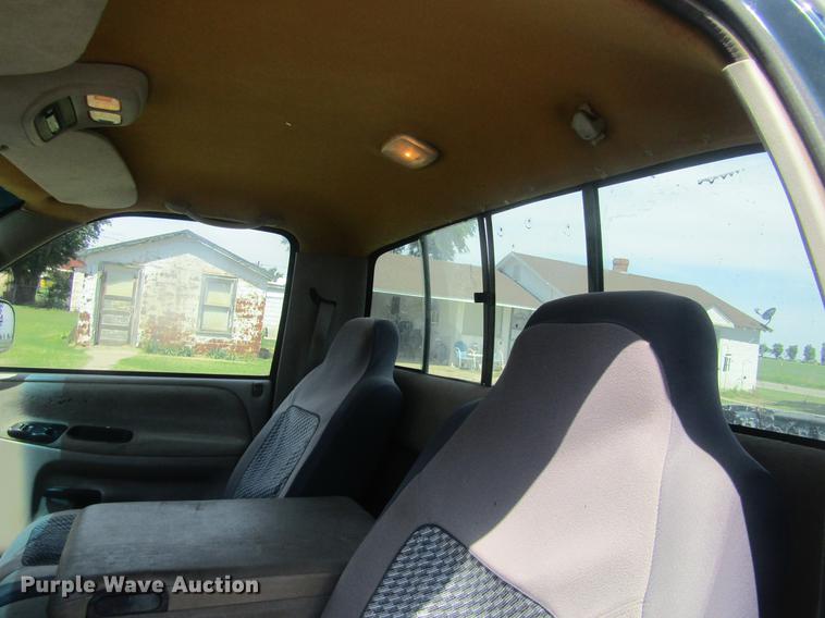 image for item DD5673 1995 Dodge Ram 1500 pickup truck