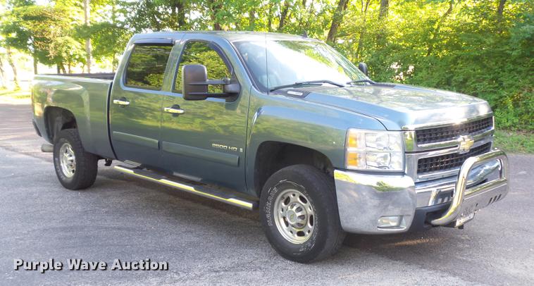 image for item DD7193 2007 Chevrolet Silverado 2500HD Crew Cab pickup truck