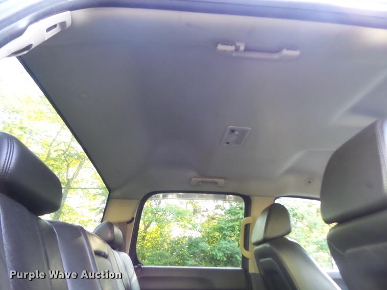 image for item DD7193 2007 Chevrolet Silverado 2500HD Crew Cab pickup truck