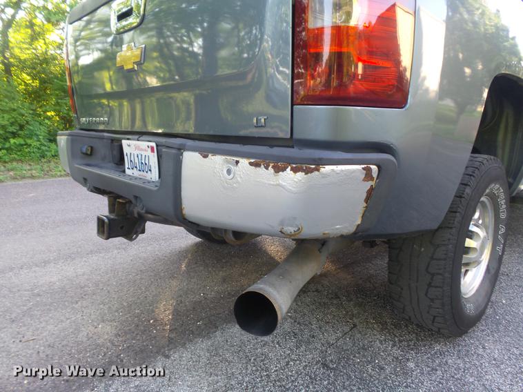 image for item DD7193 2007 Chevrolet Silverado 2500HD Crew Cab pickup truck