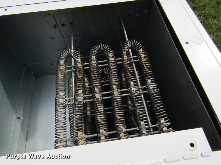 image for item DD8434 Bosch SM048 water source heat pump