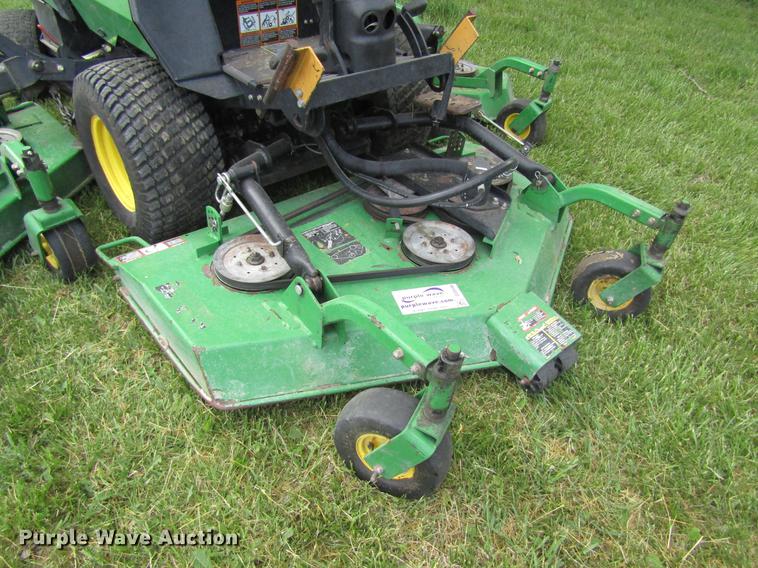image for item DD8446 John Deere 1600 lawn mower