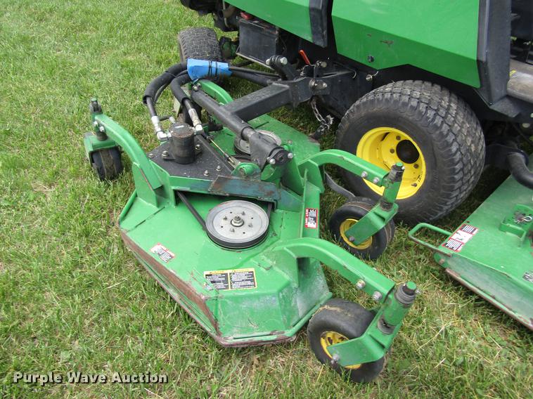 image for item DD8446 John Deere 1600 lawn mower