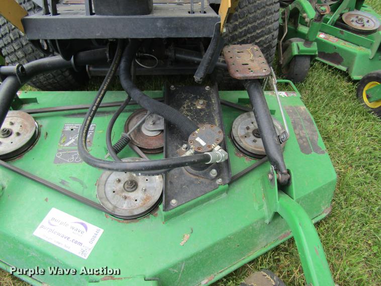 image for item DD8446 John Deere 1600 lawn mower