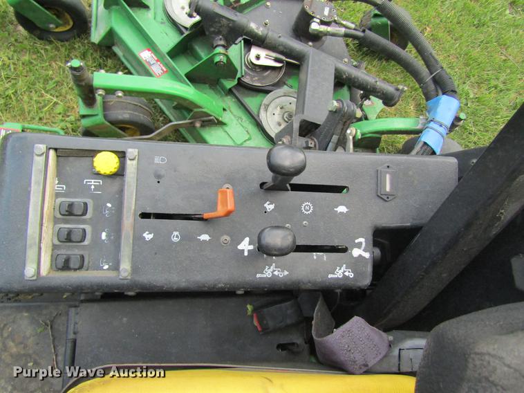 image for item DD8446 John Deere 1600 lawn mower