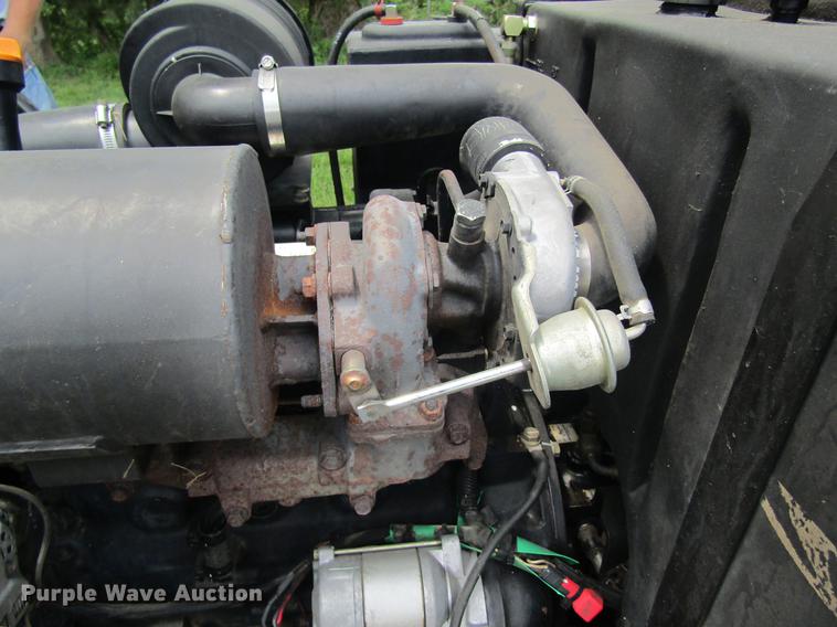 image for item DD8446 John Deere 1600 lawn mower