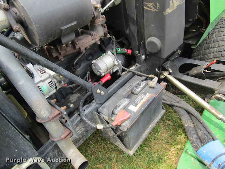 image for item DD8446 John Deere 1600 lawn mower