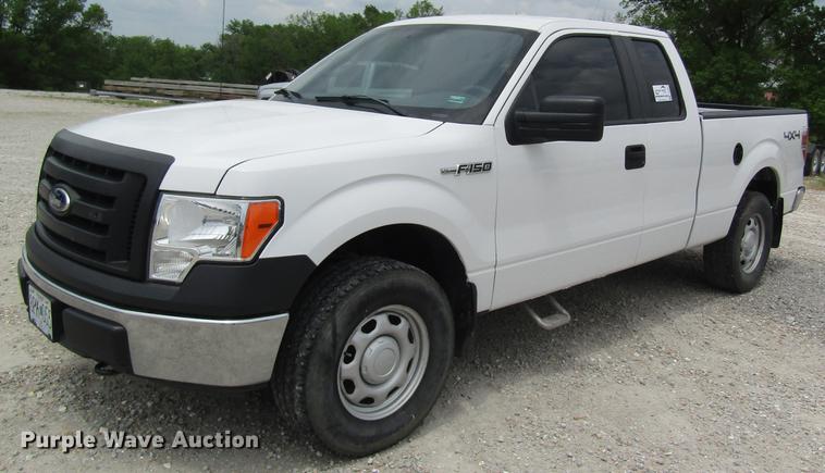 image for item DD8451 2012 Ford F150 SuperCab pickup truck