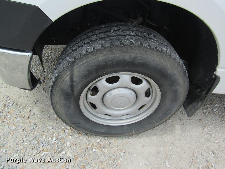 image for item DD8451 2012 Ford F150 SuperCab pickup truck