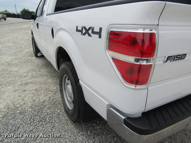 image for item DD8451 2012 Ford F150 SuperCab pickup truck