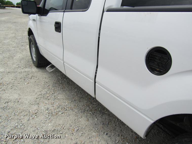 image for item DD8451 2012 Ford F150 SuperCab pickup truck
