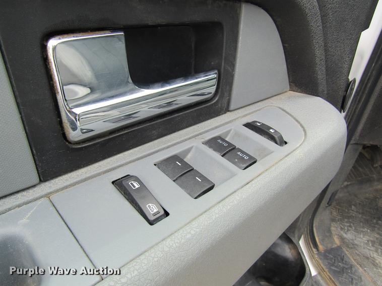 image for item DD8451 2012 Ford F150 SuperCab pickup truck