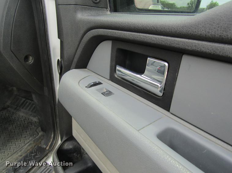 image for item DD8451 2012 Ford F150 SuperCab pickup truck