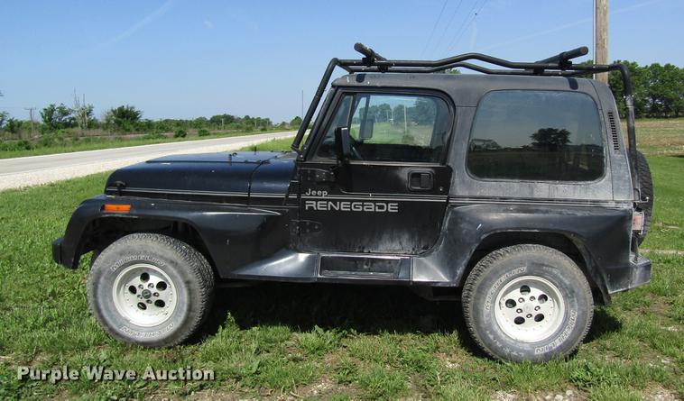 image for item DD8463 1994 Jeep Wrangler Renegade SUV
