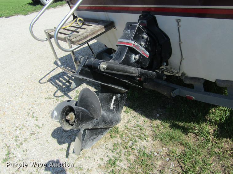 image for item DD8464 1985 Celebrity Calais boat