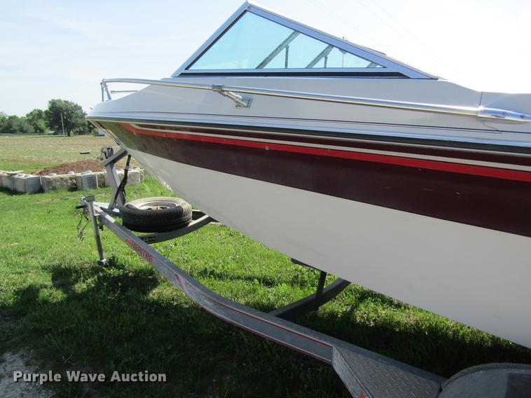 image for item DD8464 1985 Celebrity Calais boat