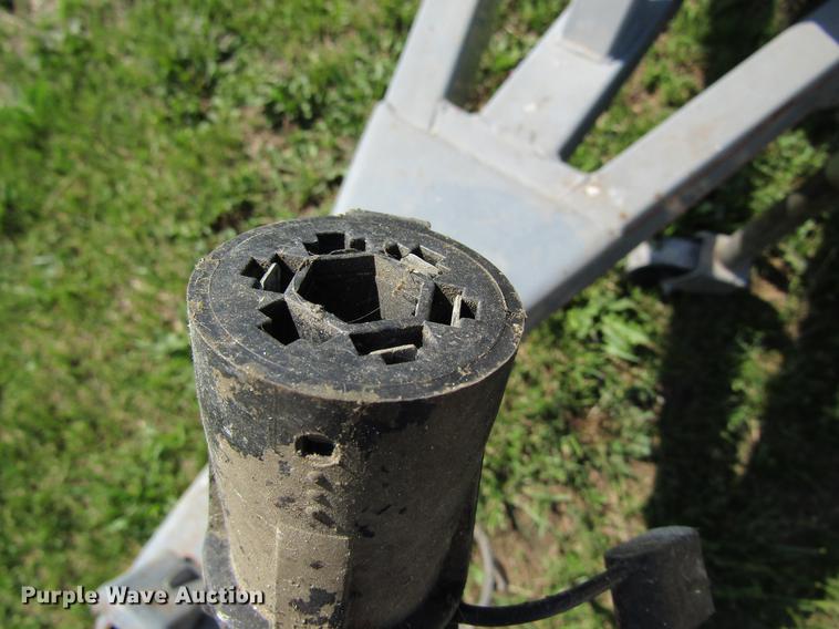 image for item DD8464 1985 Celebrity Calais boat