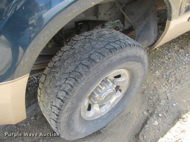 image for item DD8467 1999 Ford F250 Super Duty SuperCab pickup truck