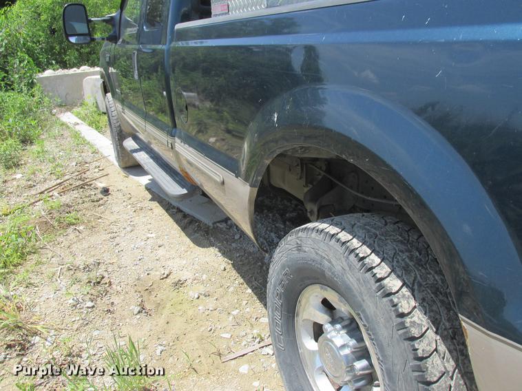 image for item DD8467 1999 Ford F250 Super Duty SuperCab pickup truck