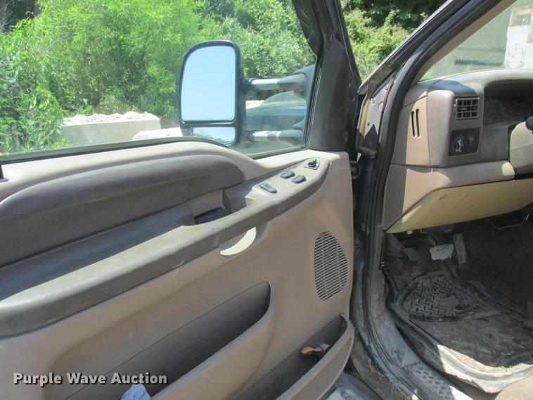 image for item DD8467 1999 Ford F250 Super Duty SuperCab pickup truck