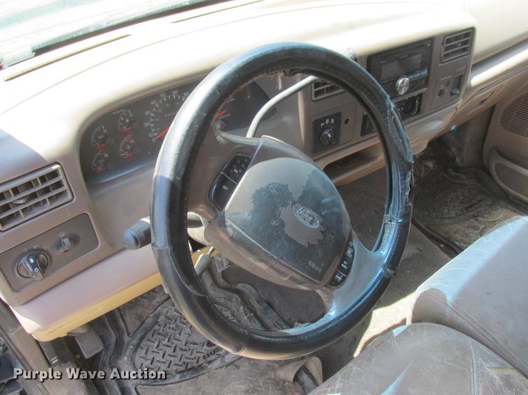 image for item DD8467 1999 Ford F250 Super Duty SuperCab pickup truck