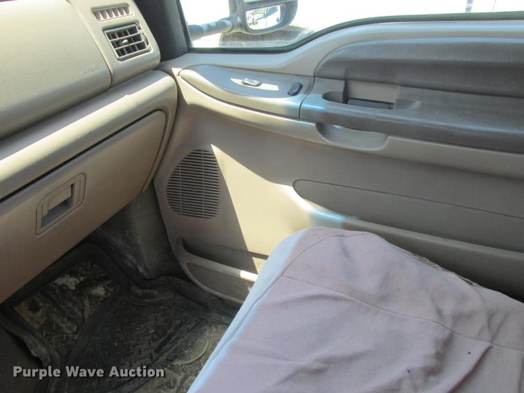 image for item DD8467 1999 Ford F250 Super Duty SuperCab pickup truck