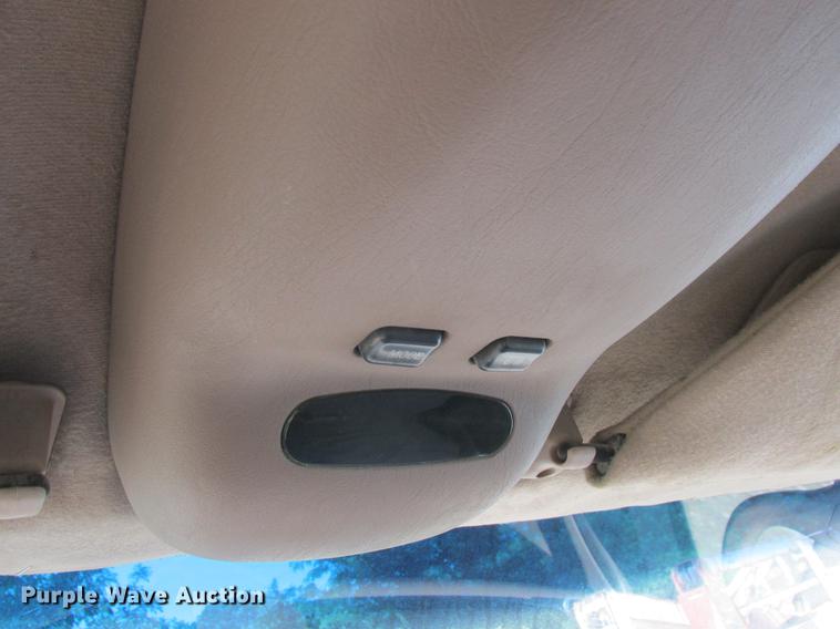 image for item DD8467 1999 Ford F250 Super Duty SuperCab pickup truck