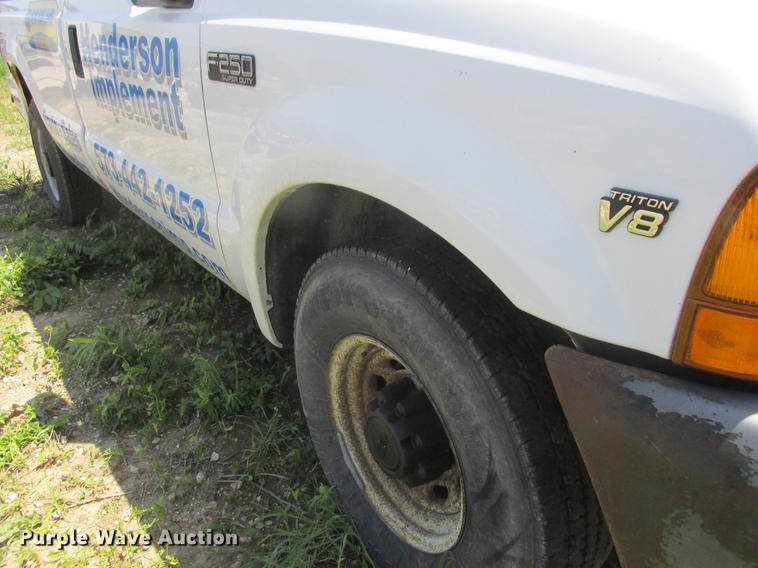 image for item DD8468 2000 Ford F250 Super Duty pickup truck