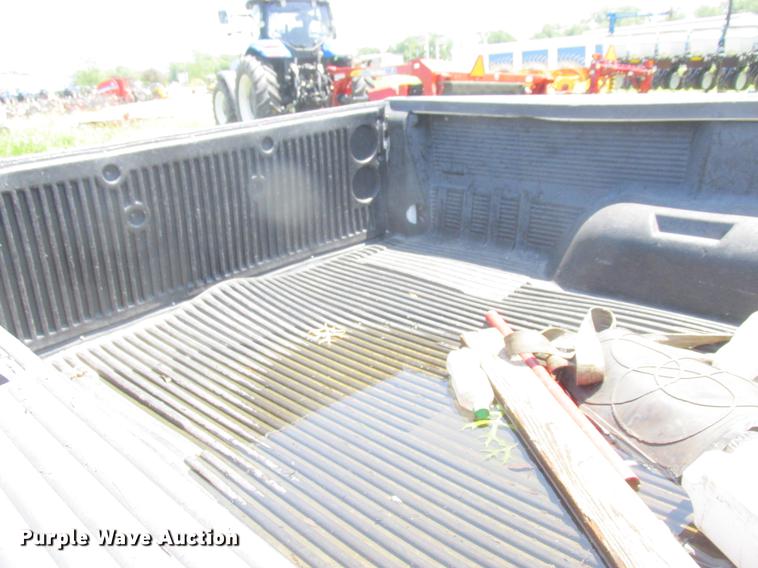 image for item DD8468 2000 Ford F250 Super Duty pickup truck